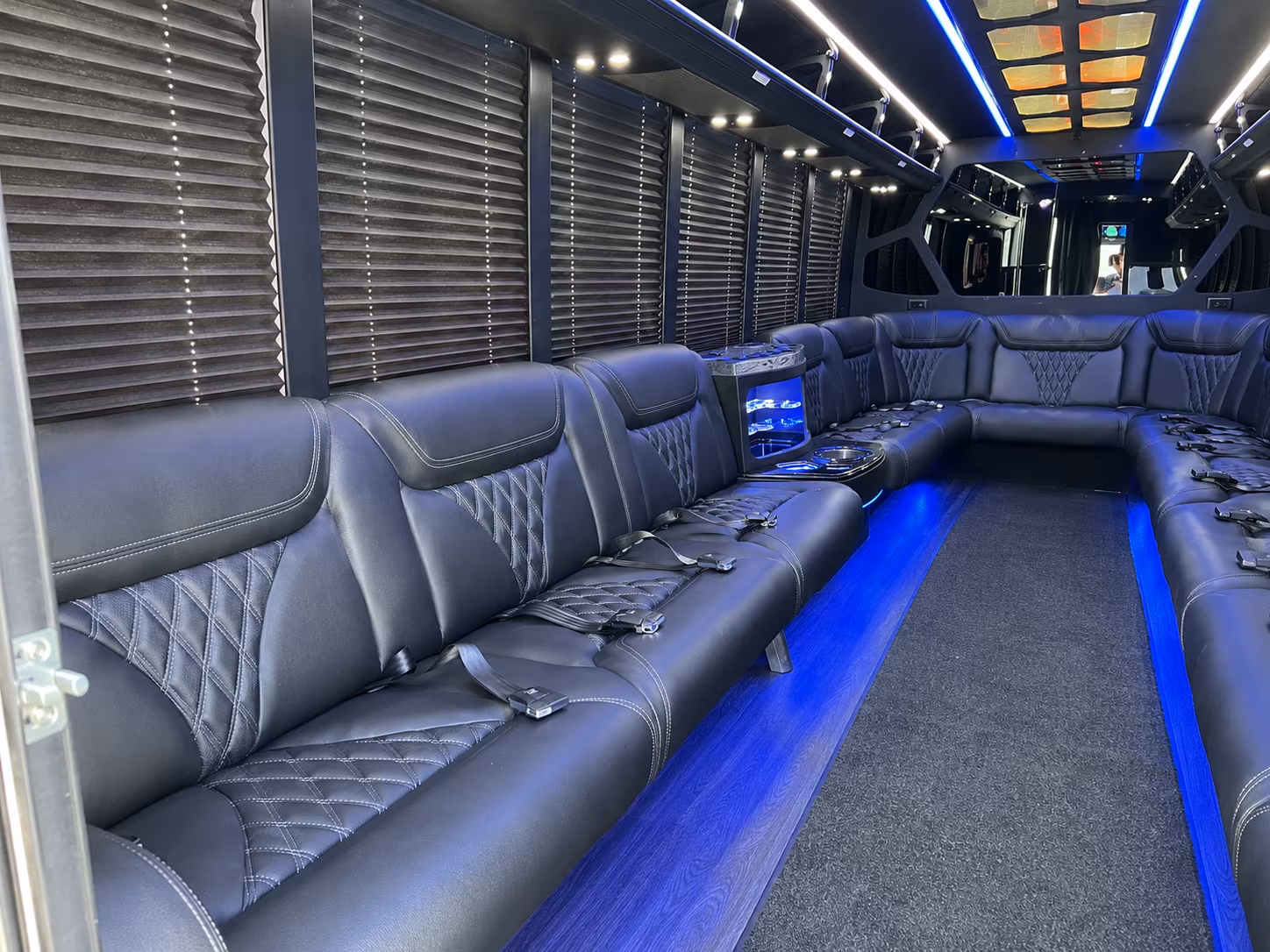 party buses to the temecula valley balloon wine festival at lake skinner