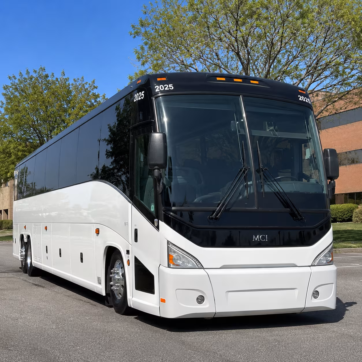 wedding and quinceanera buses that run on your schedule